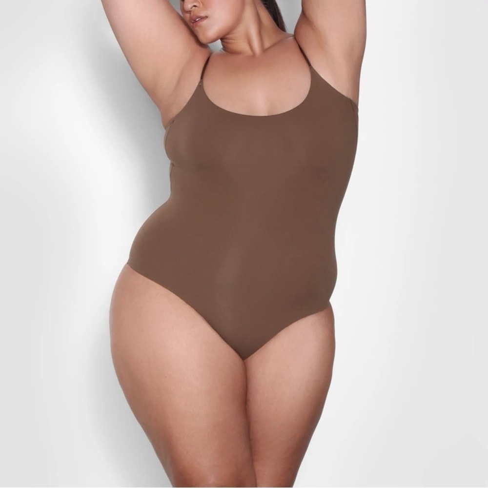 SKIMS Fits Everybody Cami Bodysuit in Oxide